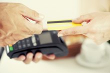 RISK MANAGEMENT MINUTE – Navigating Credit Card Billing in Chiropractic Practices RISK MANAGEMENT MINUTE – Navigating Credit Card Billing in Chiropractic Practices